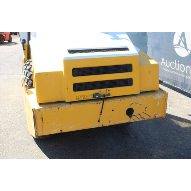 1999 DYNAPAC CA152D-47038701
