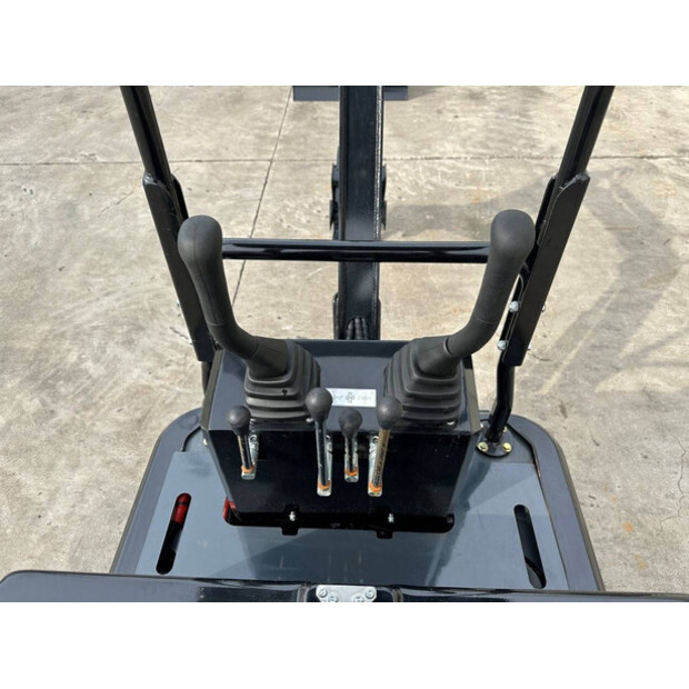 2025 ماك برو MP15H-47038915