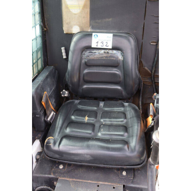 2014 بوبكات S70-47039428