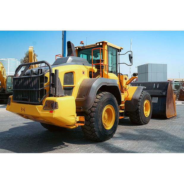 2019 فولفو L120H-47040524