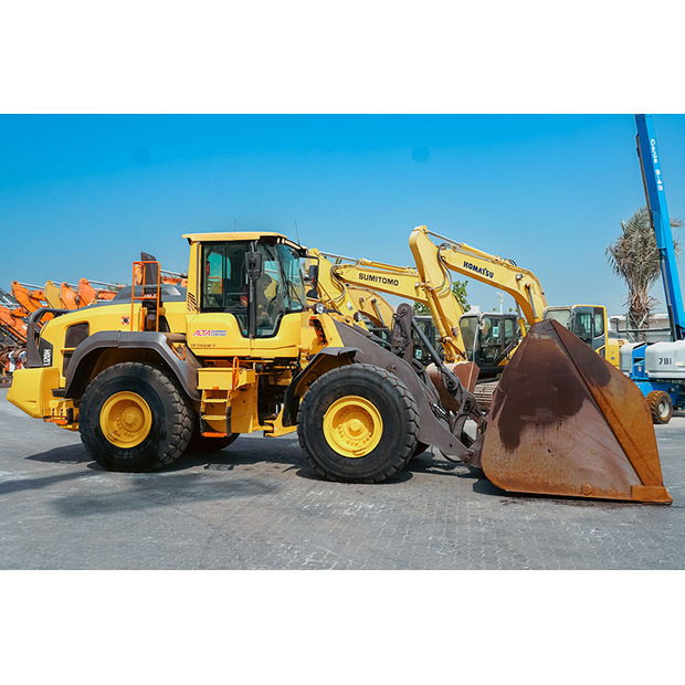 2019 فولفو L120H-47040529
