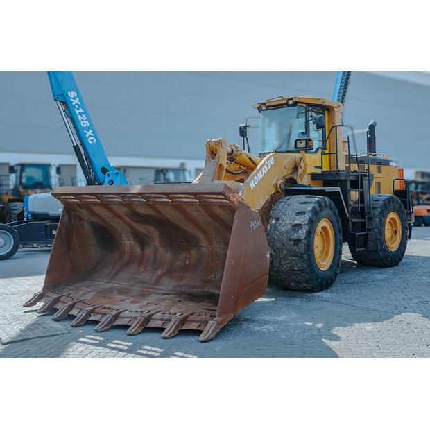 2005 Komatsu WA600-3-47040540