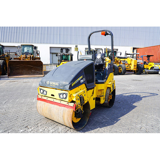 2017 بوماج BW120SL-5-47040565