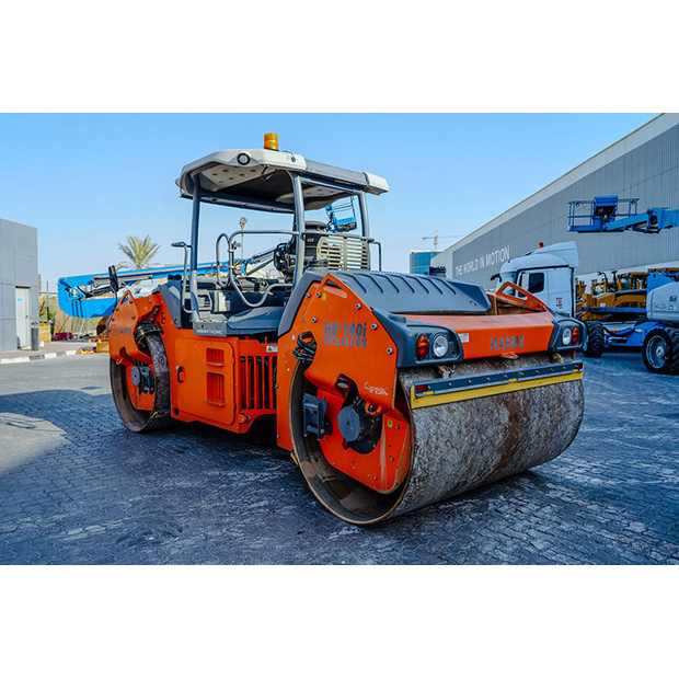 2020 HAMM HD140IV0-47040580