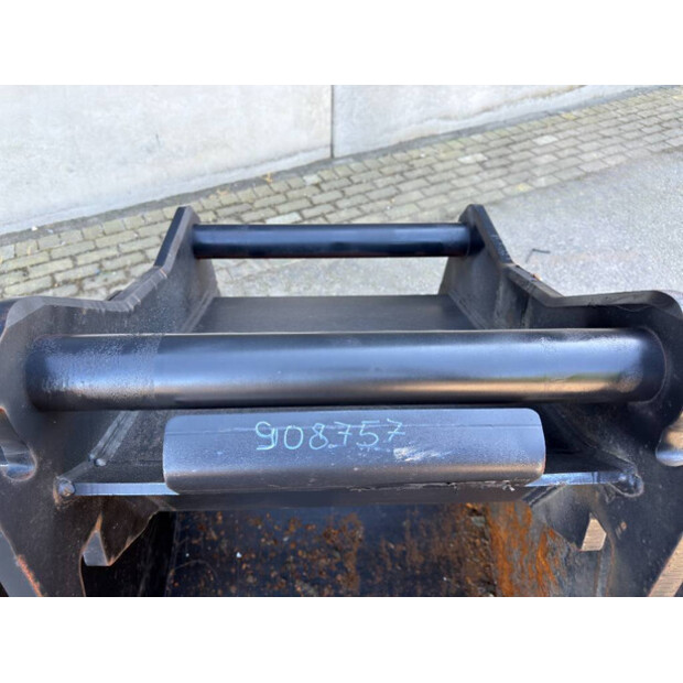 2023 OilQuick OQ70/55-47041129