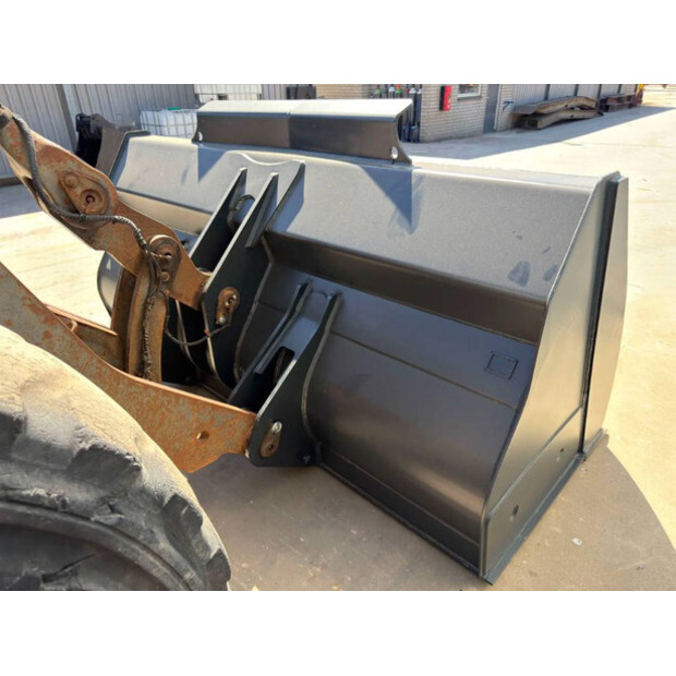 2008 Volvo L120F-47041507