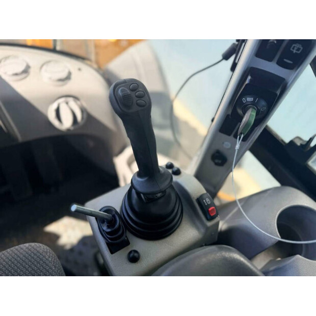 2014 Volvo L90G-47041567