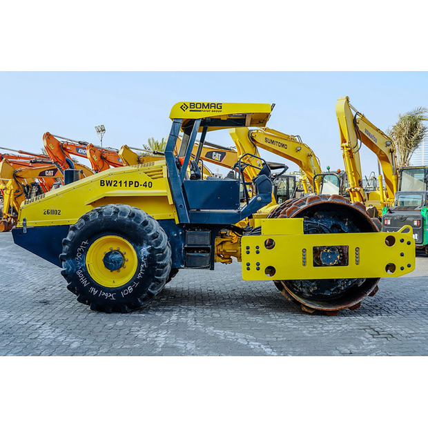 2013 BOMAG BW211PD-40-47041576