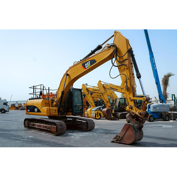 2011 Caterpillar 320DL-47041613
