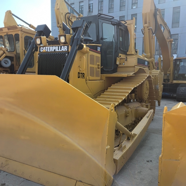 2024 كاتربيلر D7R-47041701