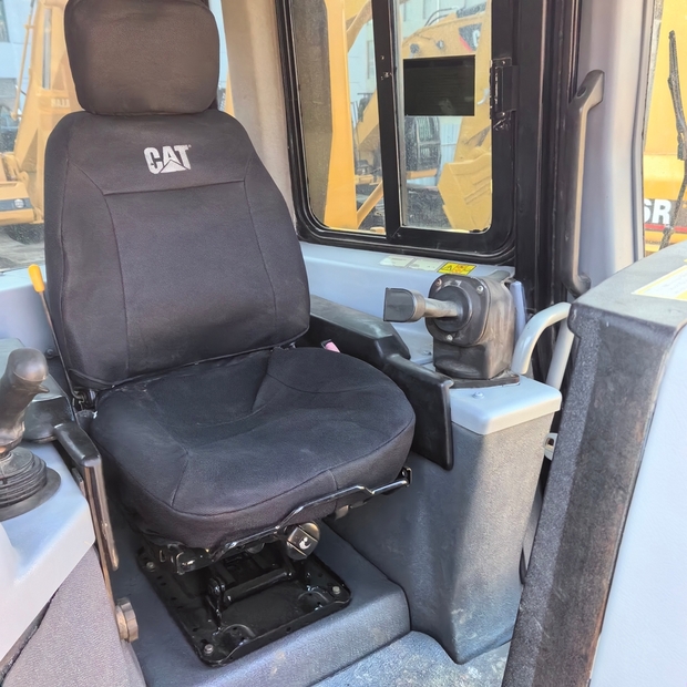 2024 كاتربيلر D7R-47041702