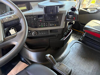 2018-volvo-fh500-1451136-47042483