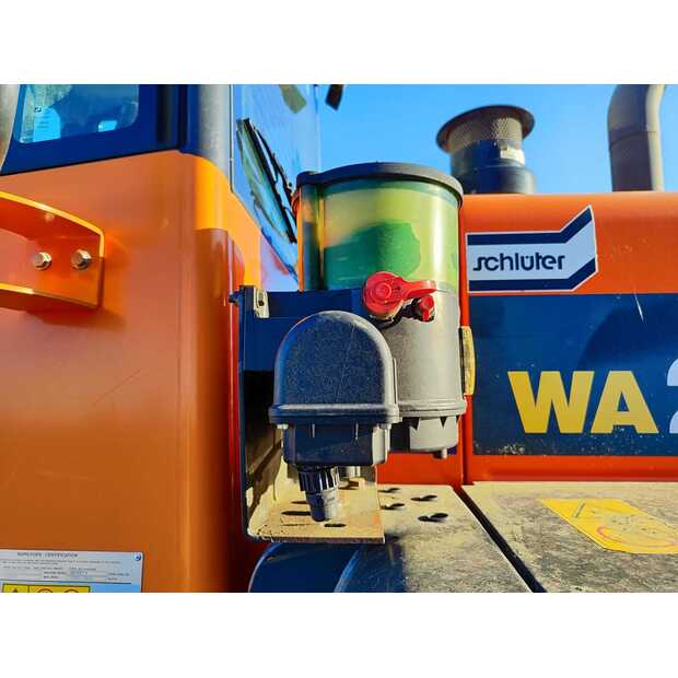 2014 Komatsu WA200PZ-47050033