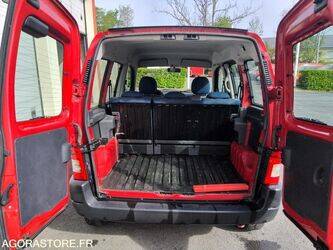 2006-peugeot-partner-1451175-47056075