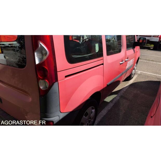 2012 Renault Kangoo-47056203