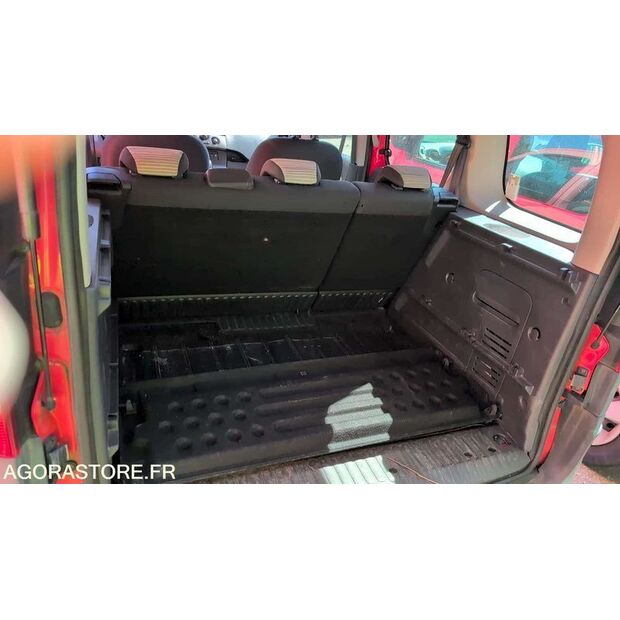 2012 Renault Kangoo-47056205