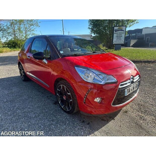 2013 سيتروين DS3-47056309