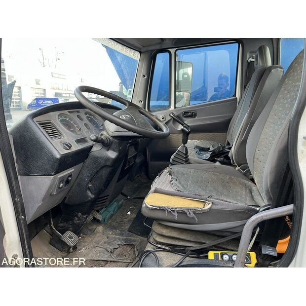2007 NISSAN Atleon-47056329