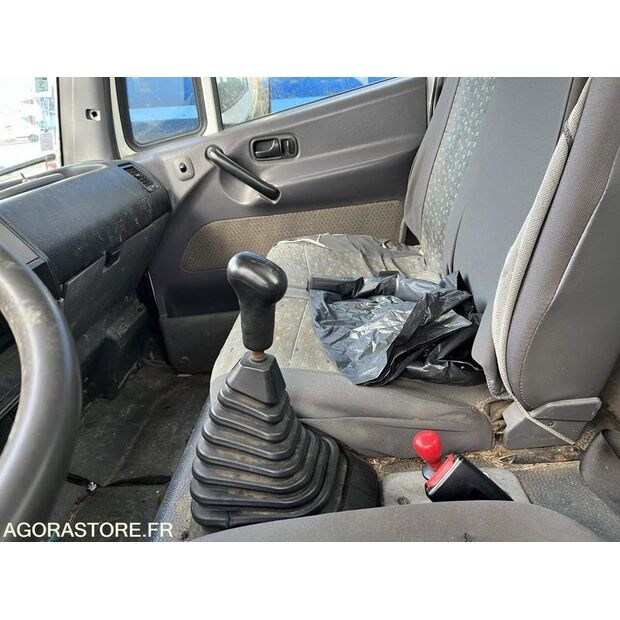 2007 NISSAN Atleon-47056330