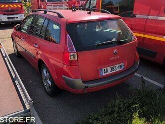 2009-renault-megane-1451191-47056363