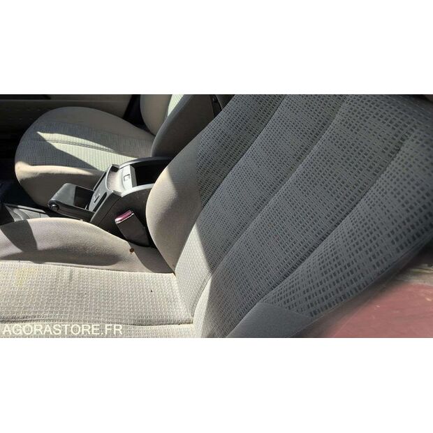 2009 Renault Megane-47056370
