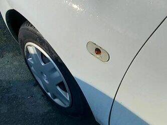 2005-renault-clio-1451195-47056520