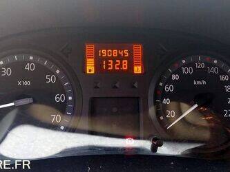 2005-renault-clio-1451195-47056523