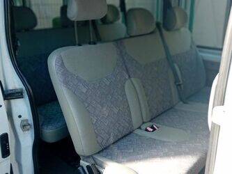 2004-opel-vivaro-1451196-47056538