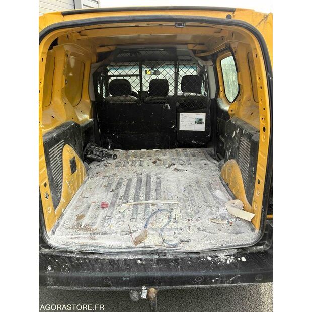 2016 Citroen BERLINGO-47056628