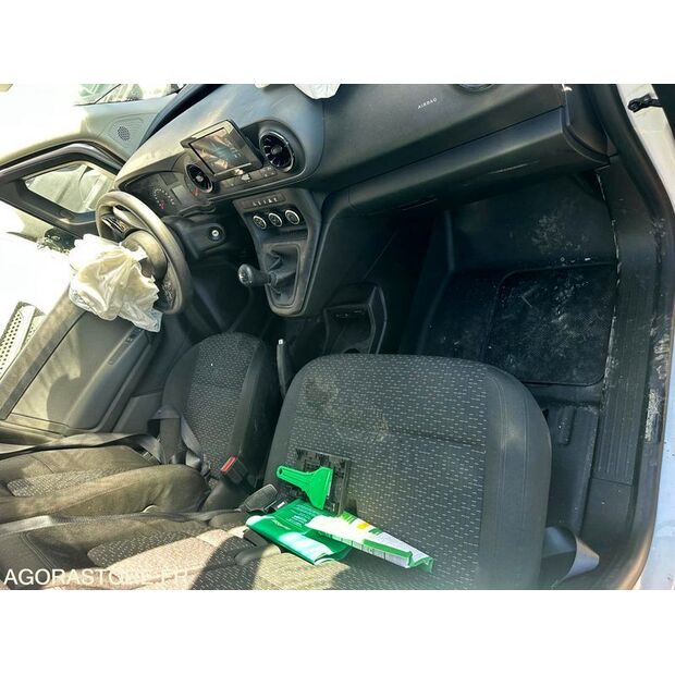 2023 مرسيدس بنز CITAN-47056827