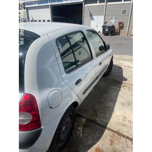 2005 Renault Clio-47056847