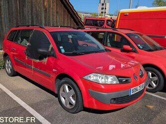 2008-renault-megane-1451211-47056868
