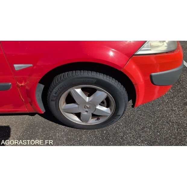 2008 رينو Megane-47056872
