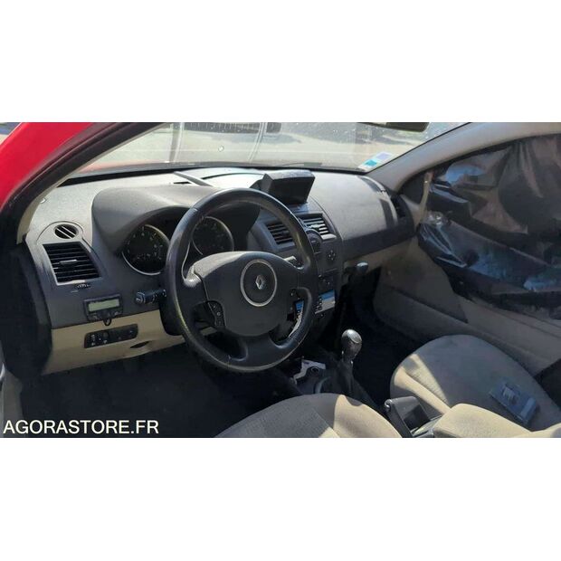 2008 رينو Megane-47056877