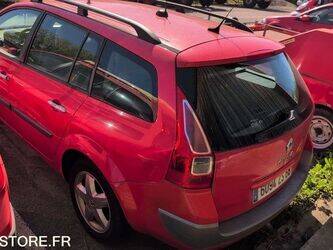 2008-renault-megane-1451211-47056884