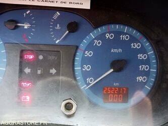 2000-renault-master-1451213-47056917