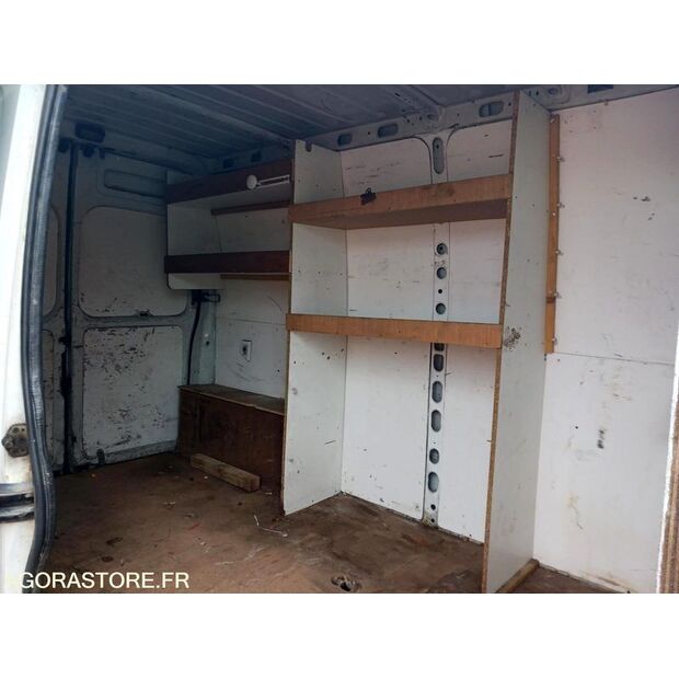 2000 Renault Master-47056918