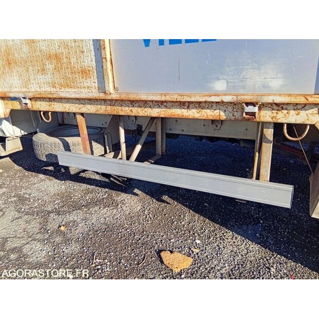 1996 Renault B110-47057043