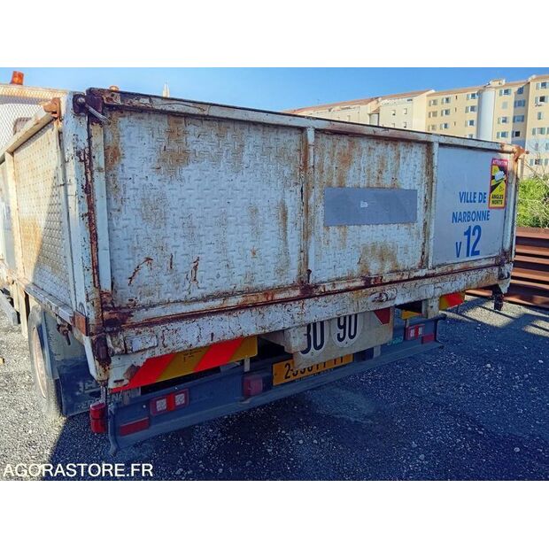 1996 Renault B110-47057045