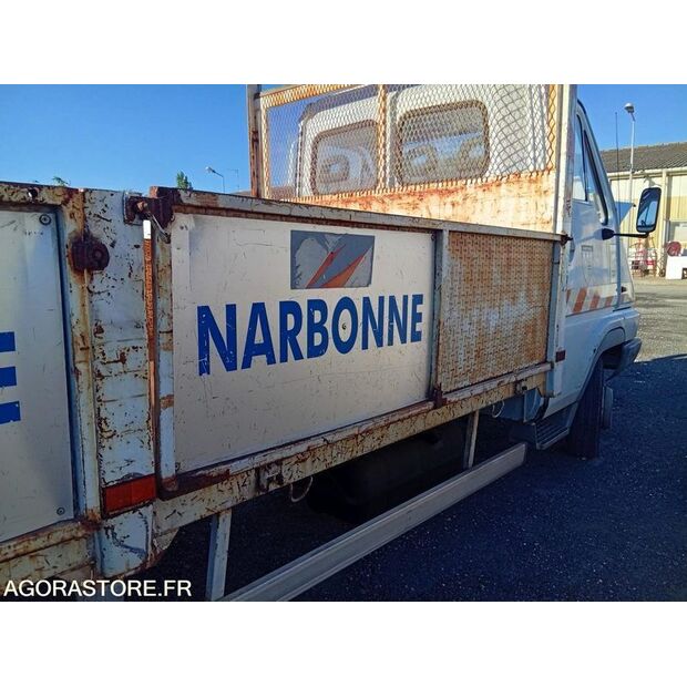 1996 Renault B110-47057050