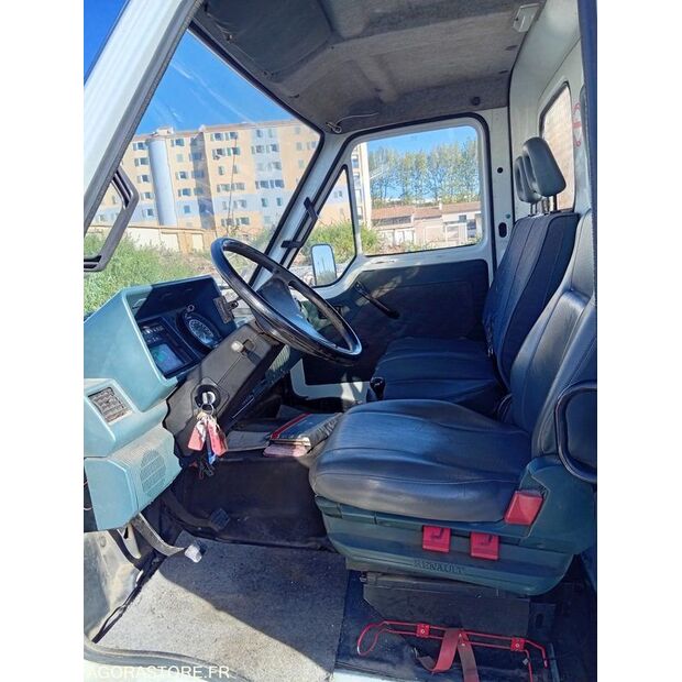 1996 Renault B110-47057056