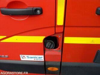 2015-renault-master-1451224-47057162