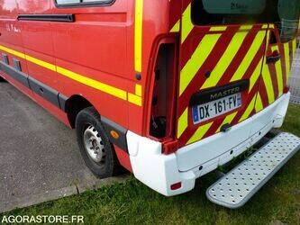 2015-renault-master-1451224-47057186