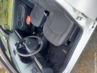2004-renault-clio-1451227-47057237