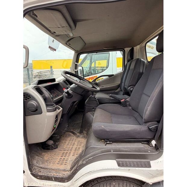 2018 NISSAN NT400-47057545