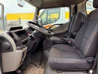 2018-nissan-nt400-1450768-47057545
