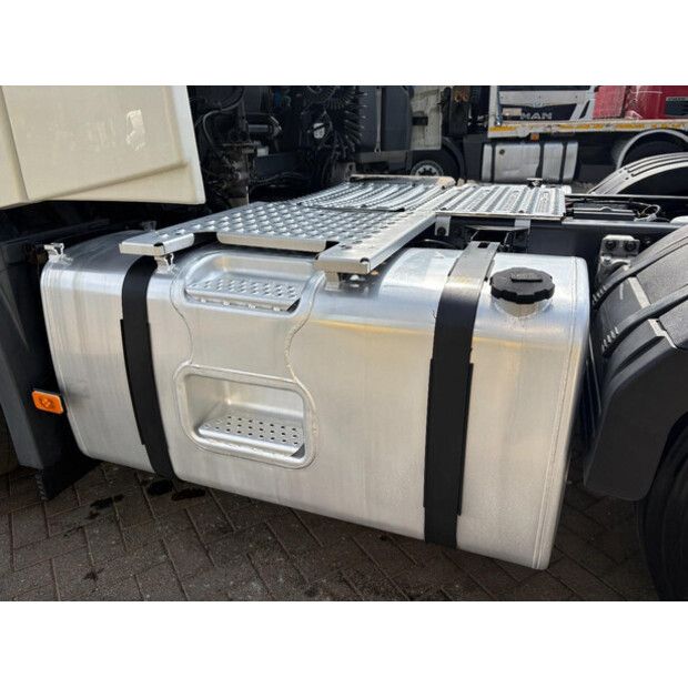 2017 Volvo FH-47058716