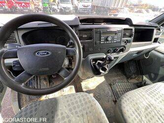 2011-ford-transit-1451278-47072350