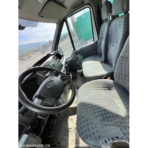 2011 Ford TRANSIT-47072351