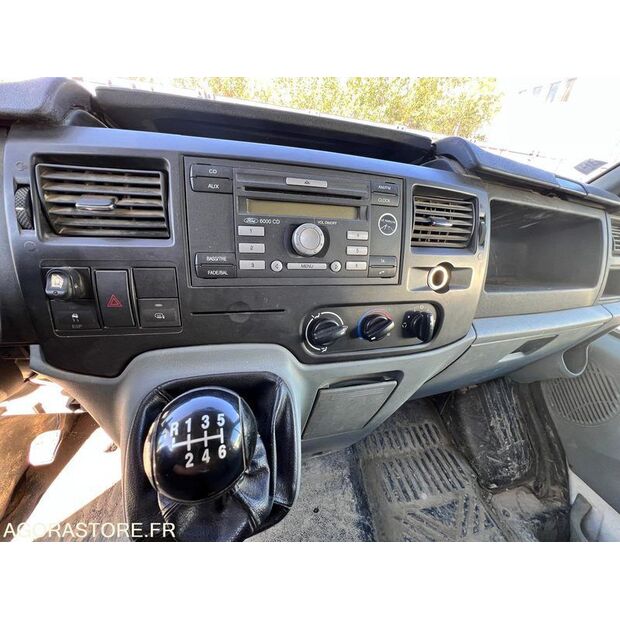 2011 Ford TRANSIT-47072353